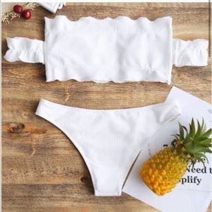 🆕 ZAFUL Off Shoulder Ruffles Ribbed Bikini